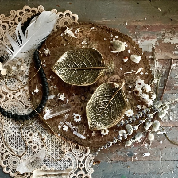 1948 VIRGINIA METAL CRAFTERS EPISCIA LEAF DISH - Picture 6 of 8